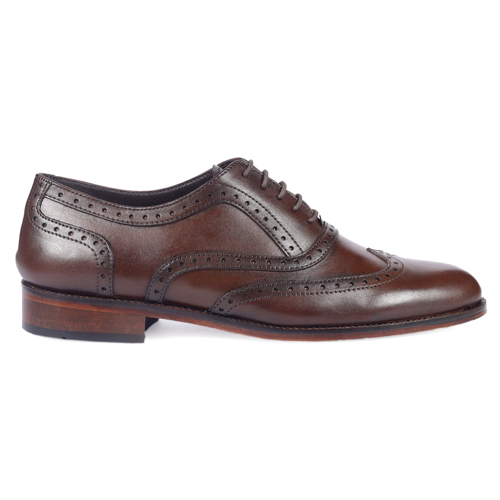 Premium Leather Oxford Dress Shoes – Classic Brown Wingtips