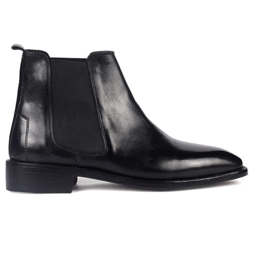 Black Chelsea boot