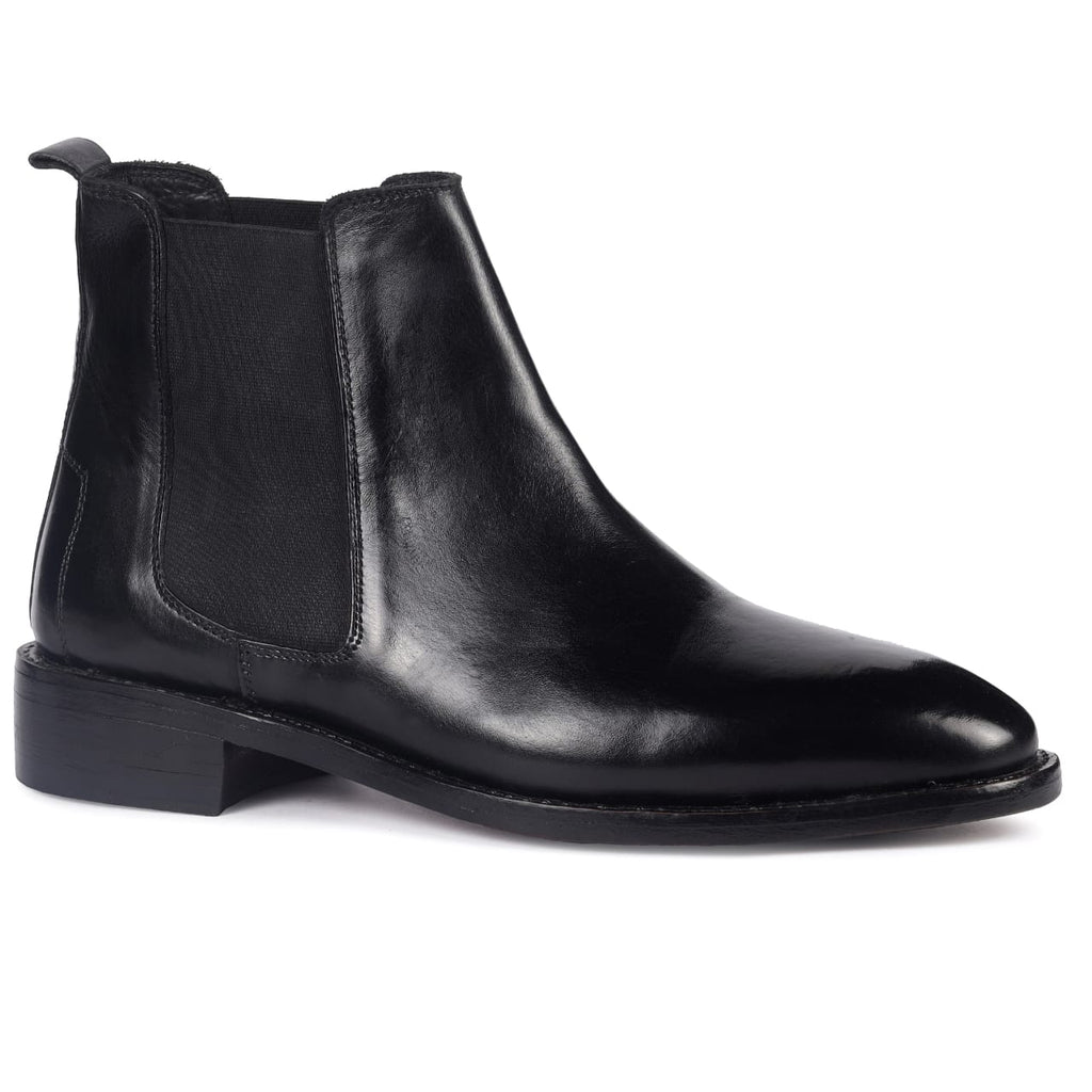 Black Chelsea boot