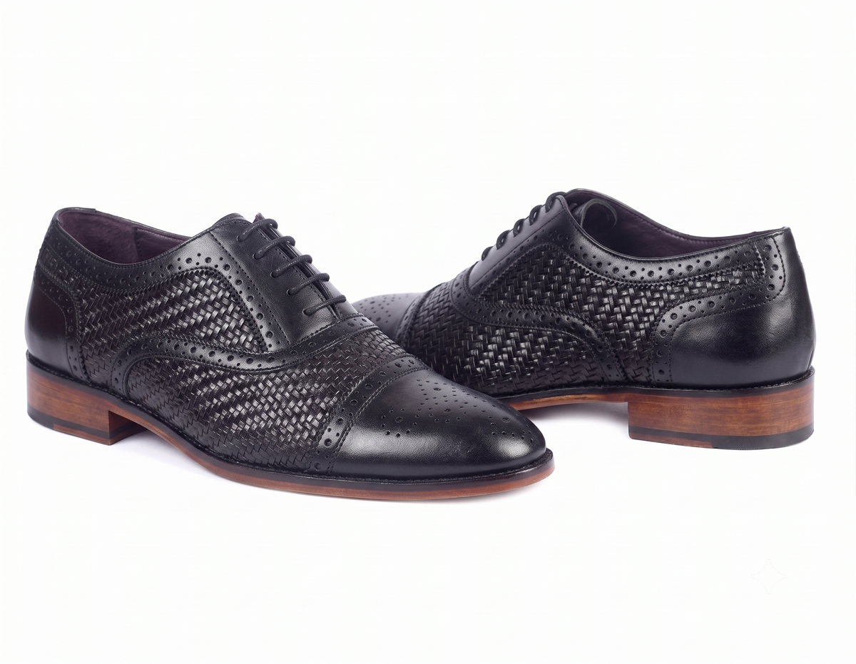Signature Woven Oxford Brogues – Bellmoro Hand-Burnished Black Leather